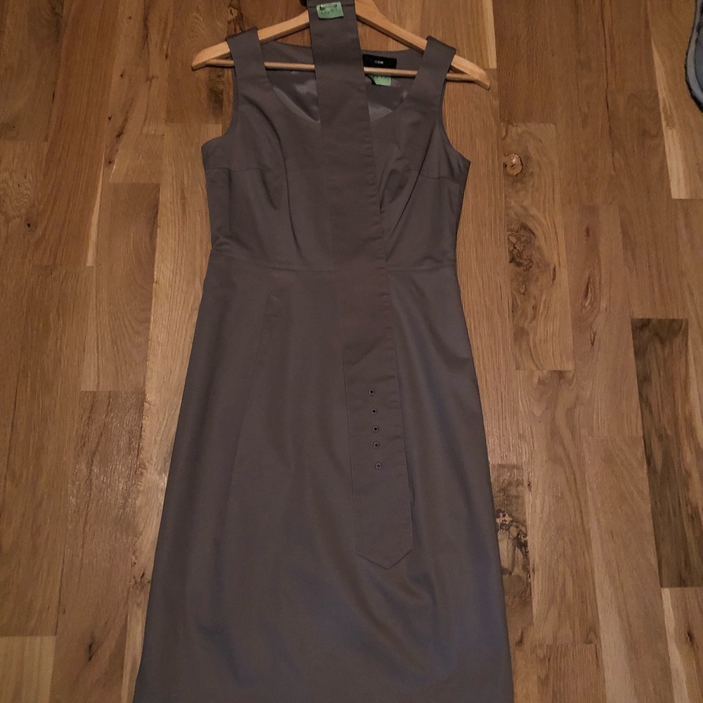 Beautiful dress with belt